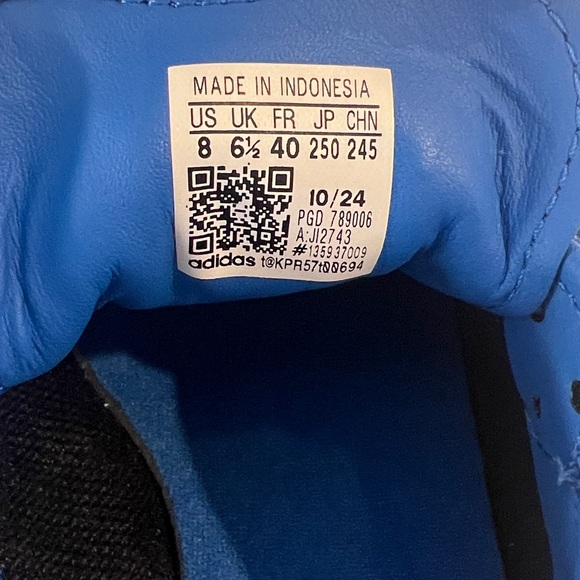 NWT Adidas Sambae Blue Blast Gum Sneakers Womens Sz 8 - Picture 15 of 16
